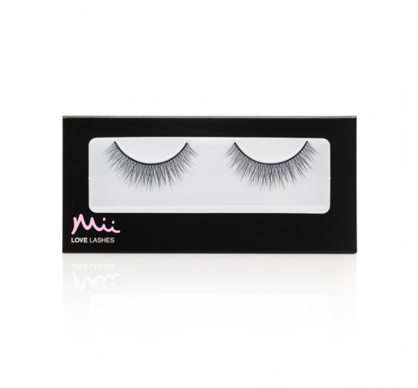 Love Lashes - Simply Charming